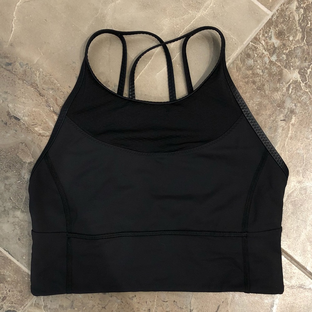 Lululemon sports bra size 6!